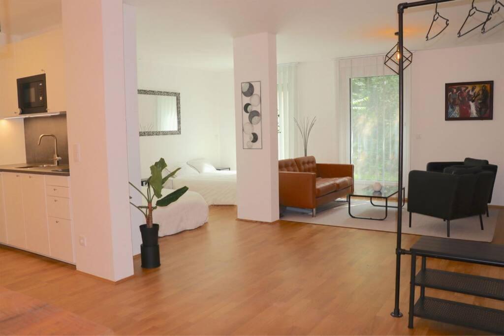 Luxury Design Apartment Вена Экстерьер фото